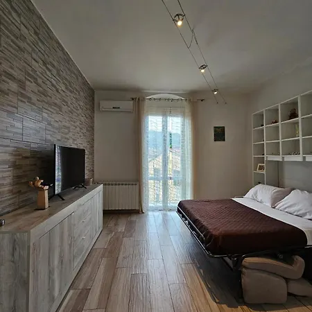 Sanbernardo Apartment, Apartamento La Spezia